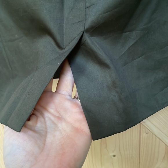 Banana Republic Olive Green high-waisted Mini Skirt | Size 0 - Picture 5 of 7